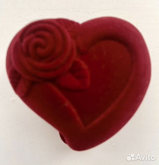 Кольцо с брилливнтами белое золото