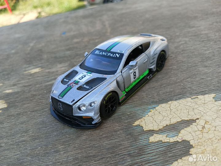 Машинка bently