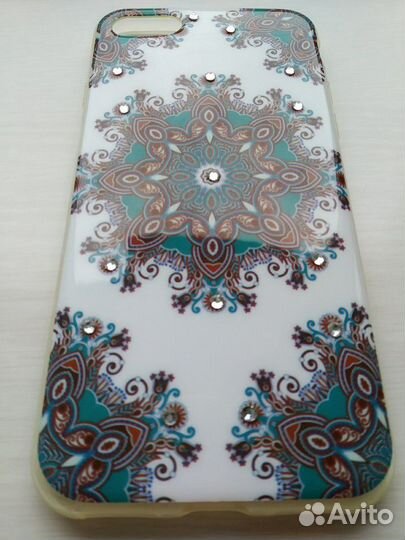 Чехлы на iPhone 7