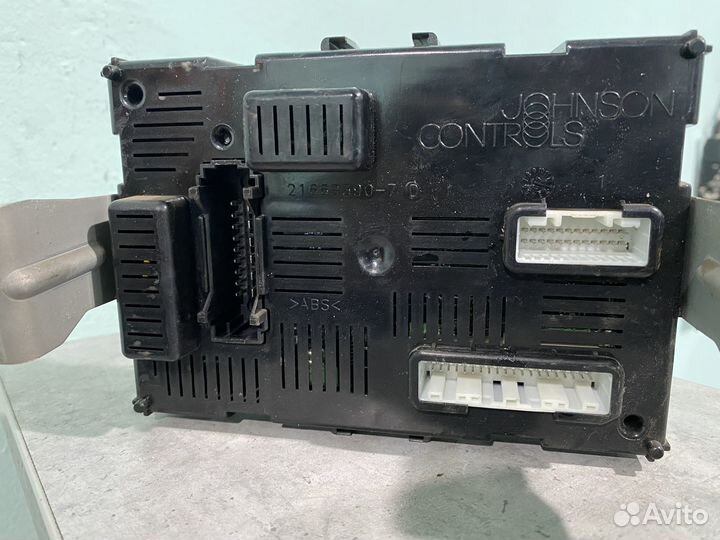 Блок комфорта Nissan tiida C11