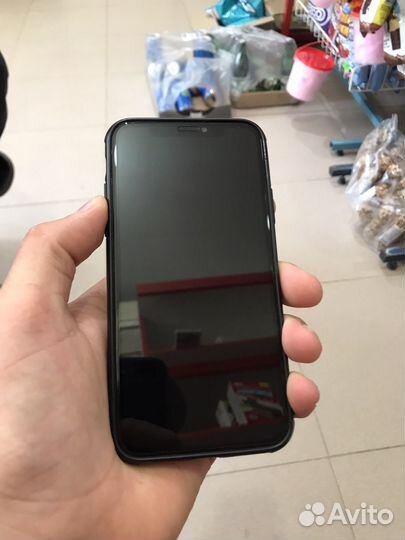 iPhone X, 64 ГБ