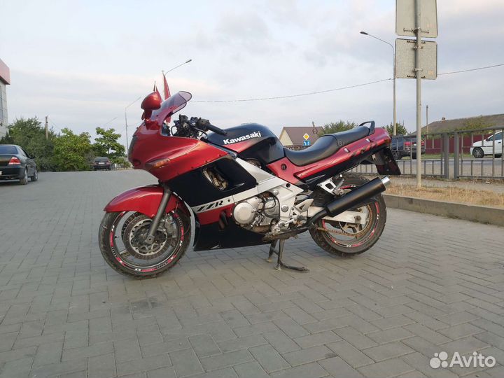 Kawasaki ZZR 400-2