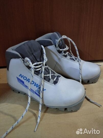Лыжные ботинки 33 размер