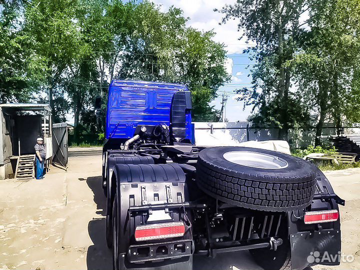 МАЗ 643228-8570-012, 2023