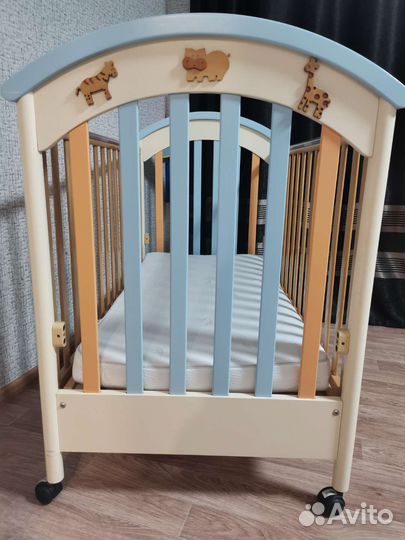 Кроватка pali