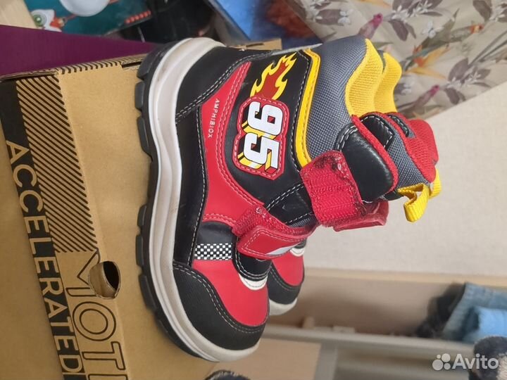 Ботинки демисезонные