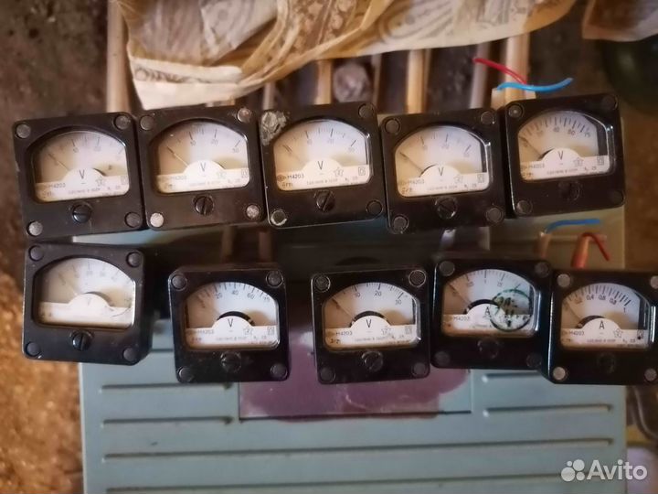 Стрелочный индекатор