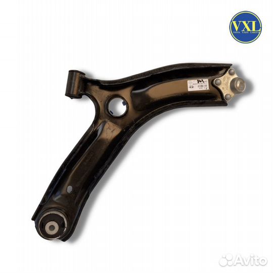 Рычаг подвески Веста в сборе оригинал