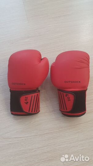 Боксерские перчатки