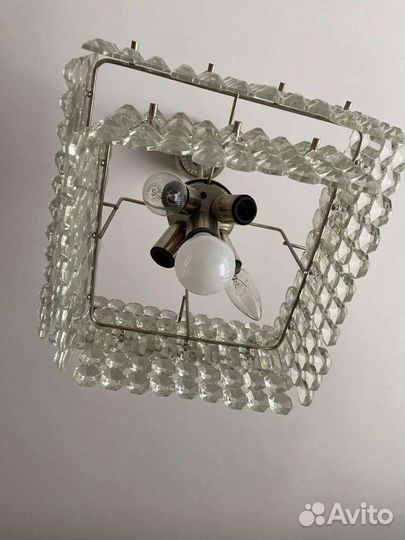 Хрустальная люстра