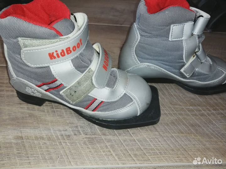 Лыжные ботинки,31 р-р