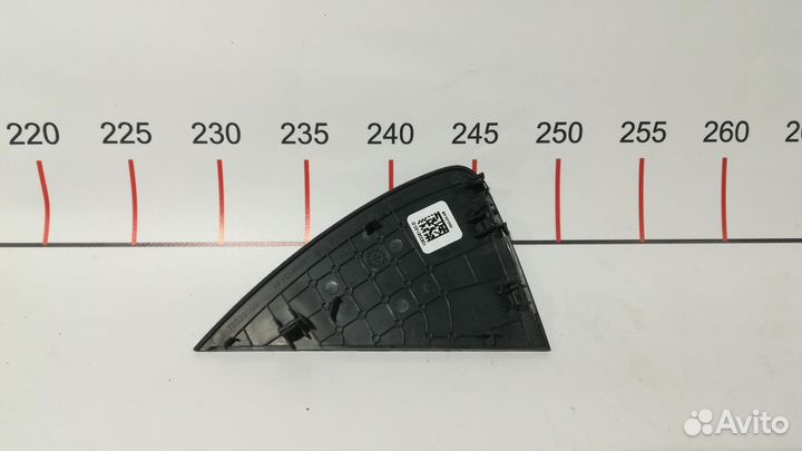 Накладка боковая торпеды Tesla Model 3 2019