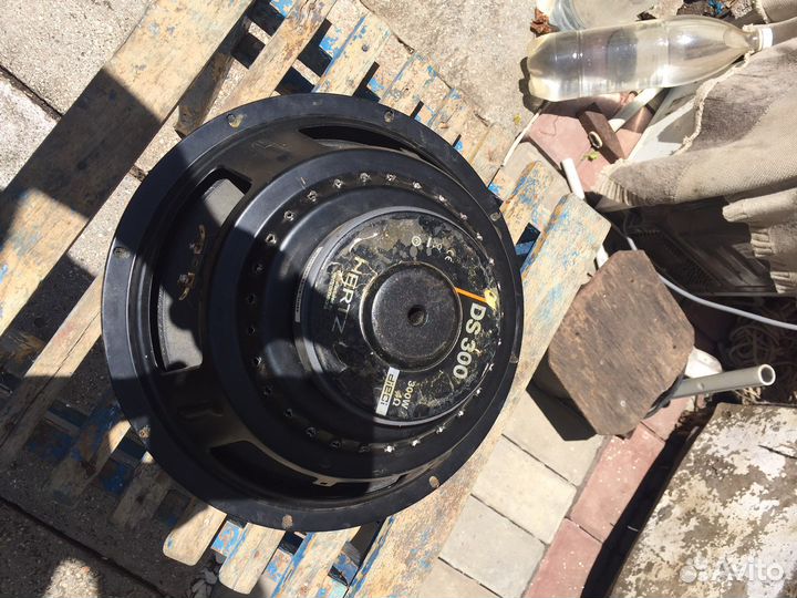 Динамик для сабвуфера 12дюймов