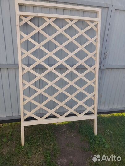 Шпалера из дерева