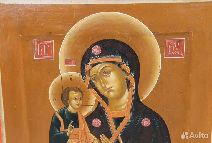 Икона Божией Матери Троеручица Ковчег
