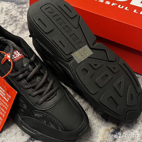 Новые оригинальные кроссовки Diesel