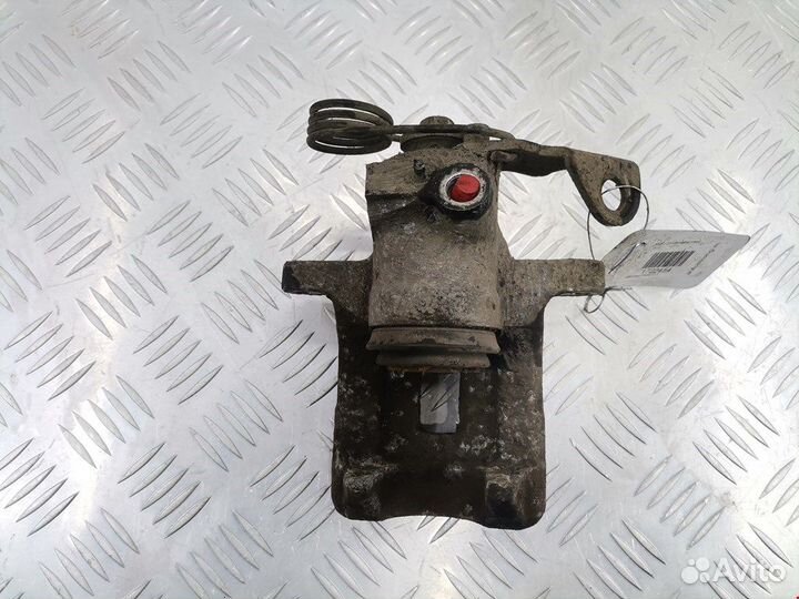 Суппорт задний левый для Volkswagen Passat 5