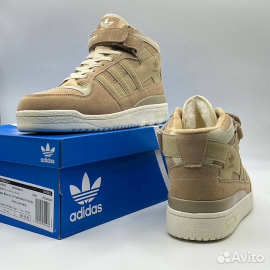 Кроссовки adidas зимние