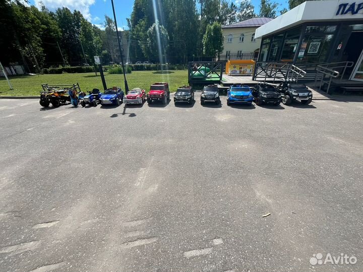 Детский электромобиль (аренда)