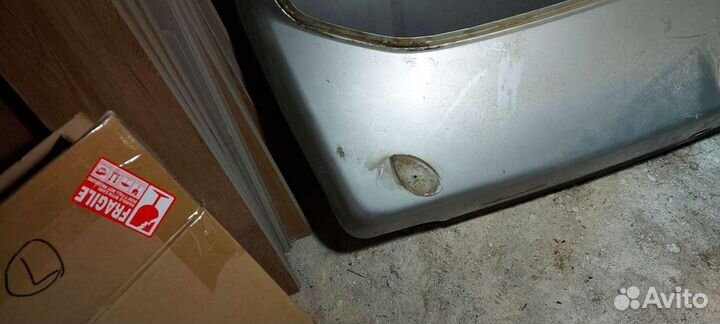 Продам крышку багажника Славута