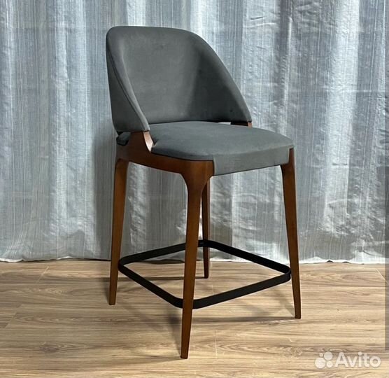 Лучшие Стулья барные, полубарные из массива