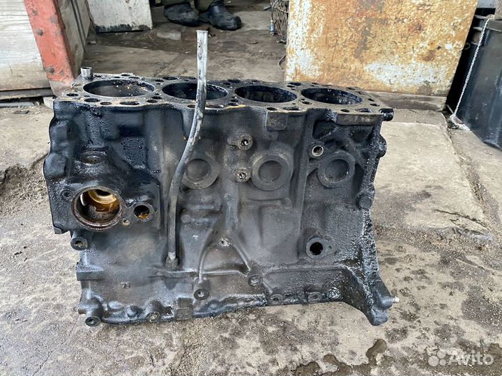 Блок двигателя Toyota 3ст