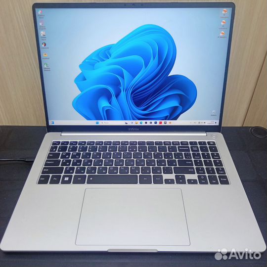 Ноутбук Infinix Y3 Max 8/512 Гб