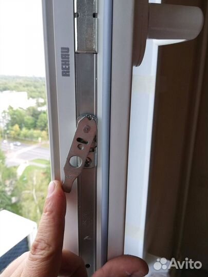 Ремонт пластиковых окон Регулировка окон