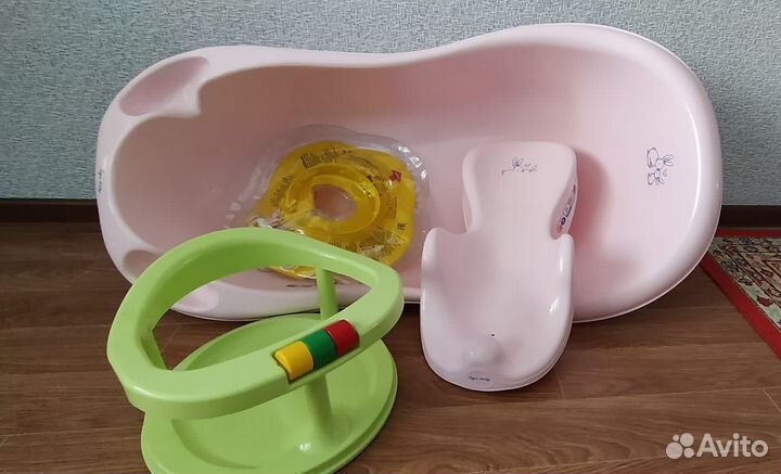 Детская ванночка для купания с горкой