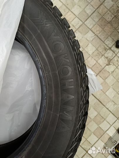 Yokohama Ice Guard Stud IG55 275/60 R20