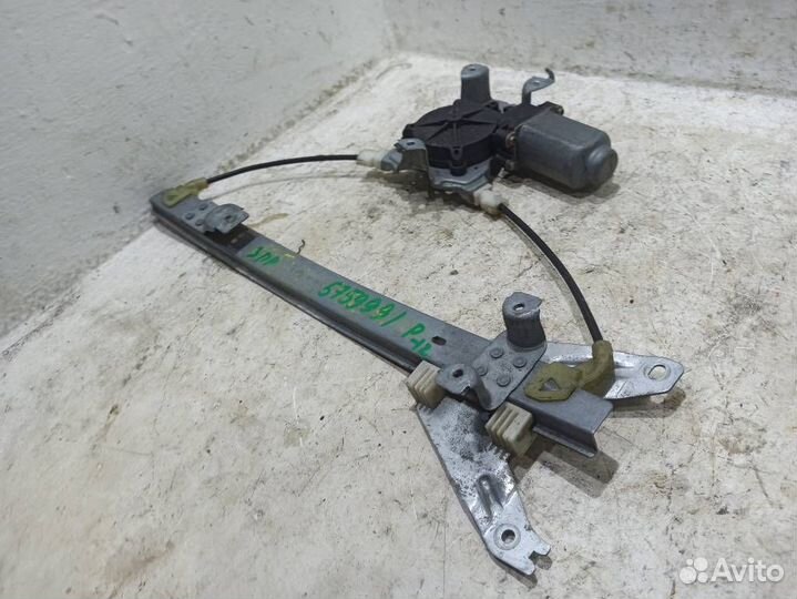 Стеклоподъемник электрический задний правый