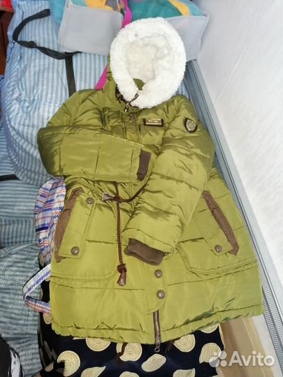 Продаю пуховик тёплый зимний