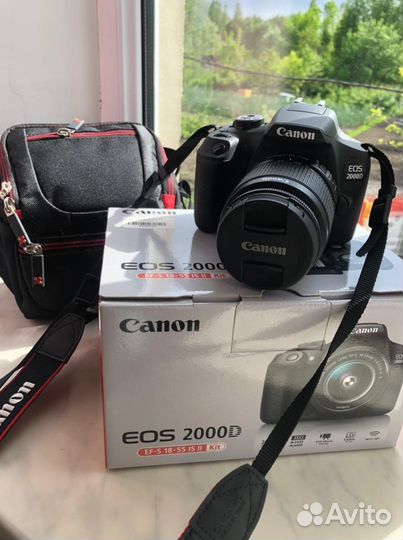 Камера Canon 2000d