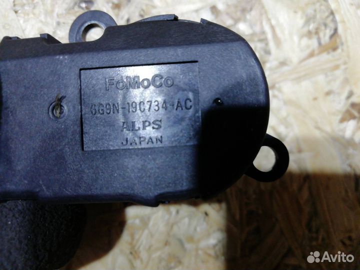 Датчик температуры в салоне Nissan Pathfinder R51