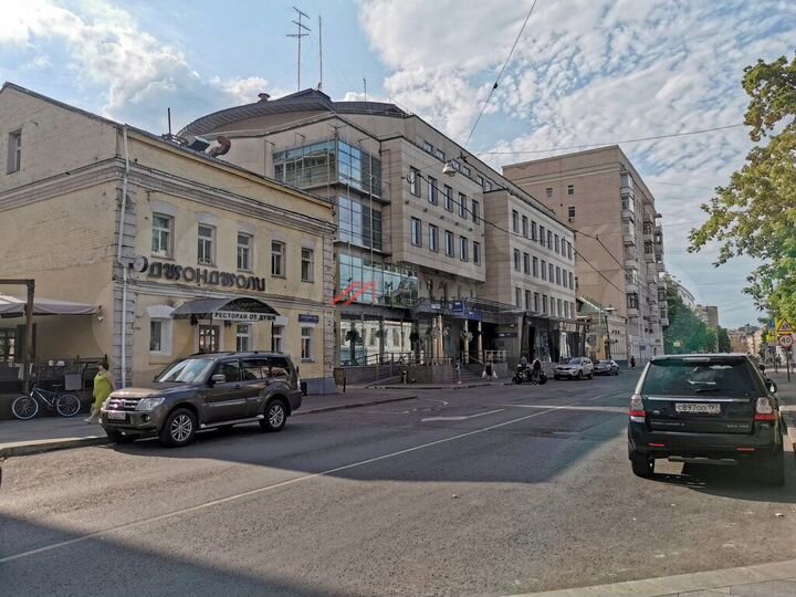 Сдам торговое помещение, 248 м²