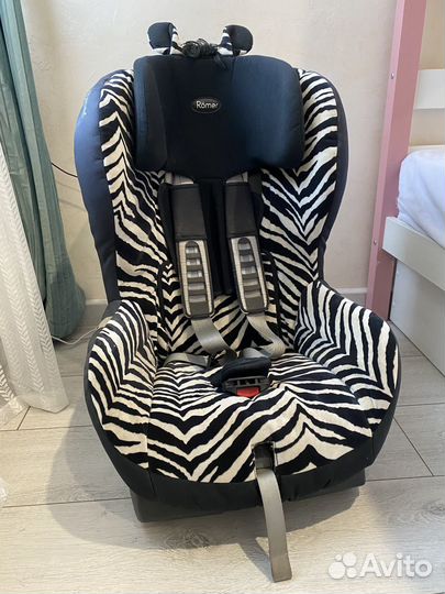 Автокресло Britax Roemer King Plus SMART zebra