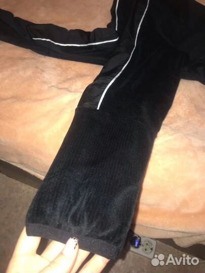 Костюм спортивный