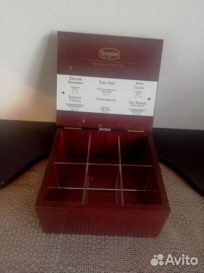 Деревянная шкатулка