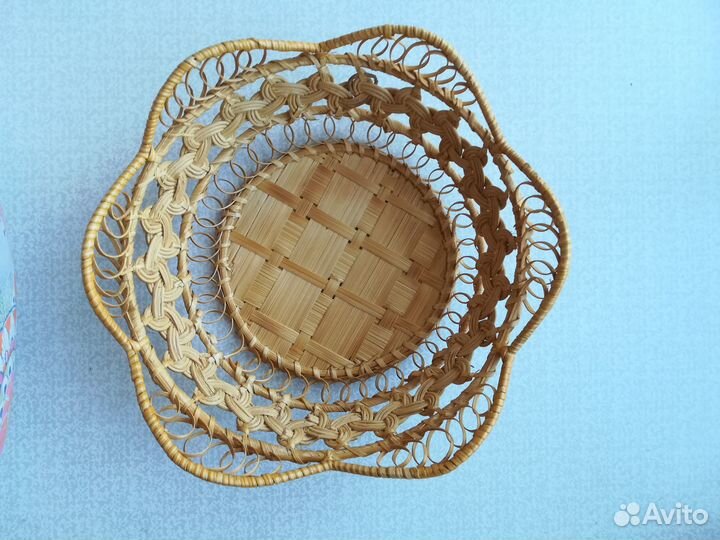 Корзинка соломенная
