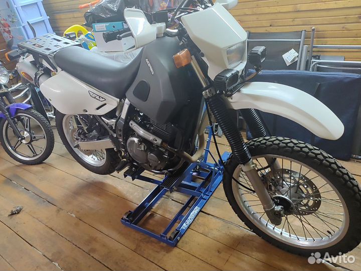 Suzuki dr650se