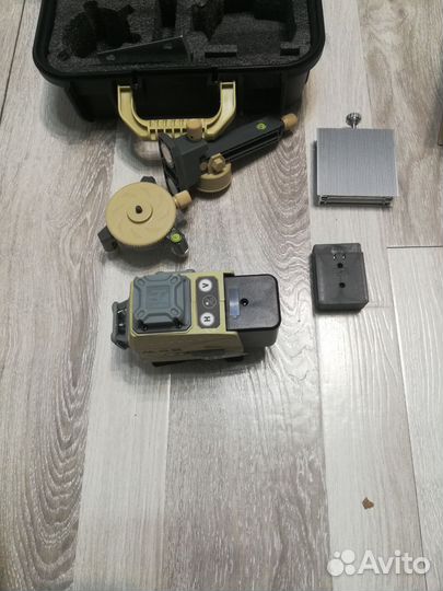 Лазерный уровень Feng Bao