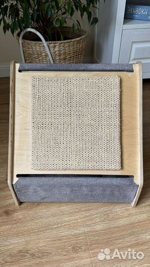 Домик для кошки с когтеточкой новый