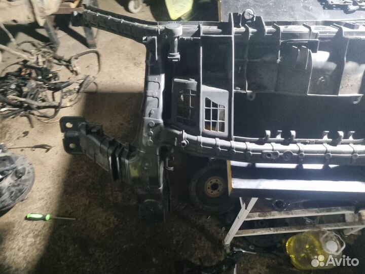 Рамка радиатора Форд Транзит 2014-2023