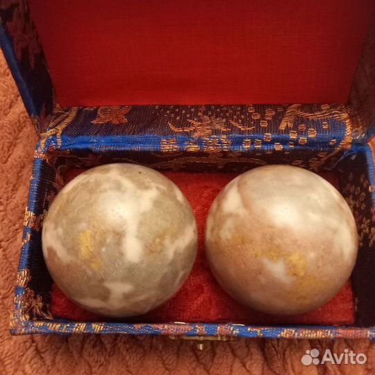 Нифритовые шары