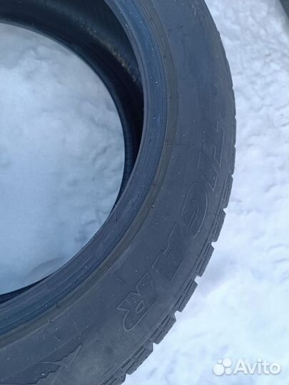 Tigar Sigura Stud 205/55 R16 94T