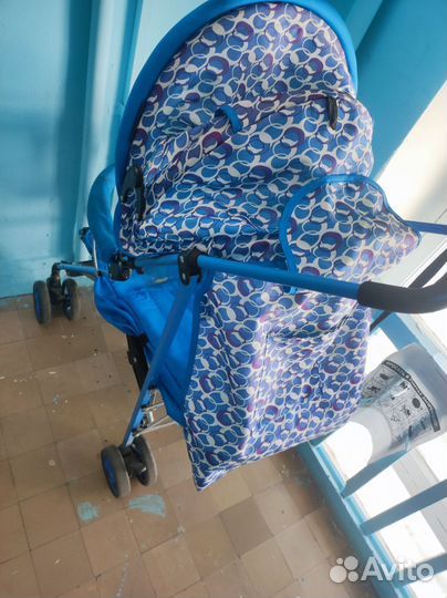 Коляска трость