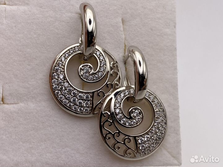 Серьги с фианитами