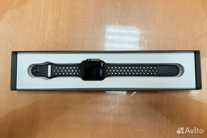 Часы apple watch 3 nike 42mm