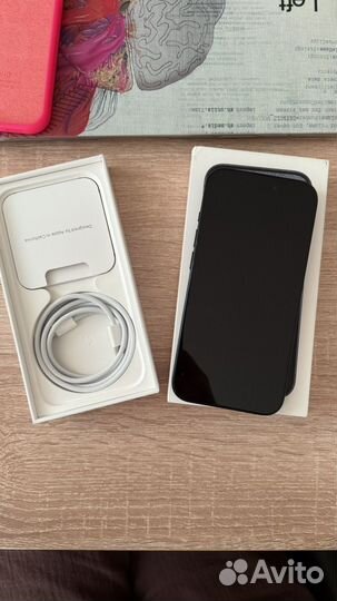 iPhone 15 Pro, 256 ГБ