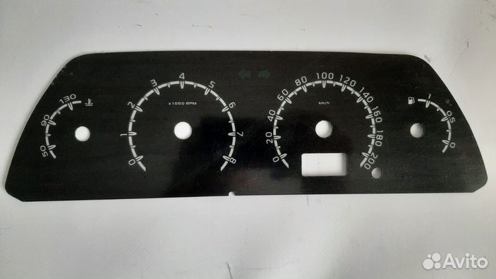 Накладки комбинации приборов ваз2110-14, нива